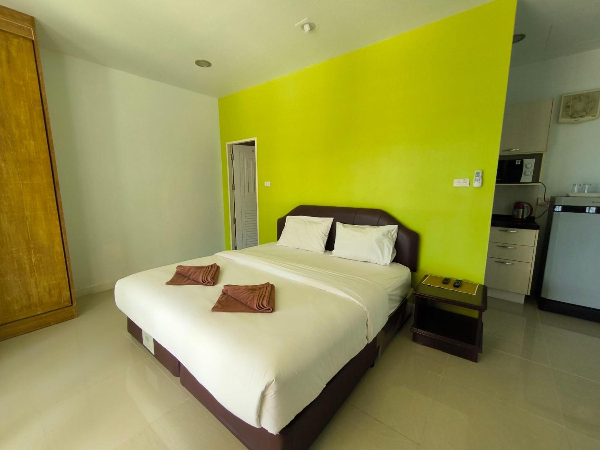 Maenam Villa Hotel Mae Nam Exterior foto